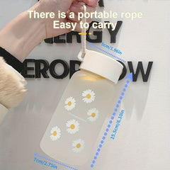 Daisy Water Bottle – Botella Flaske