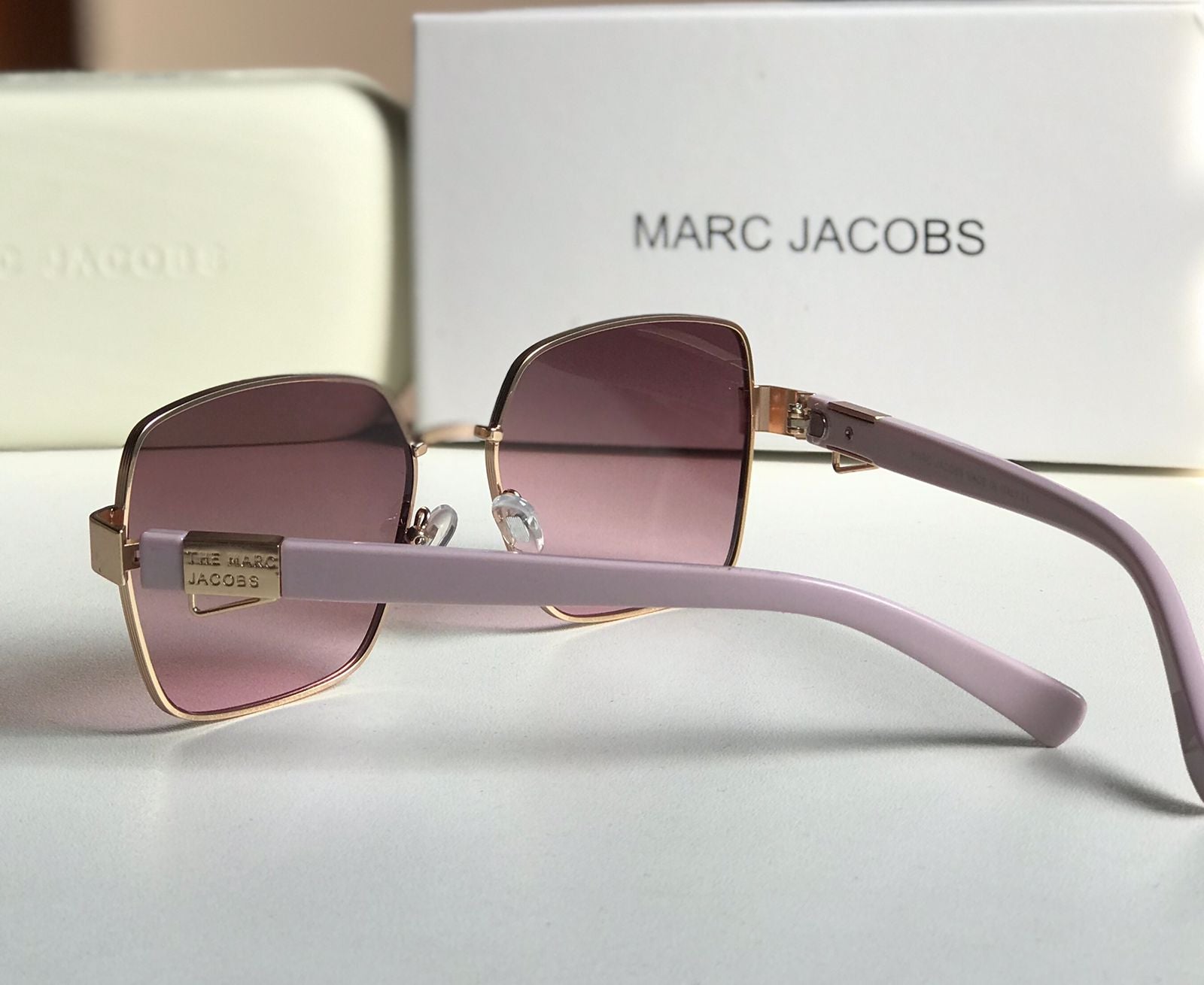 MARC JACOBS Sunglasses