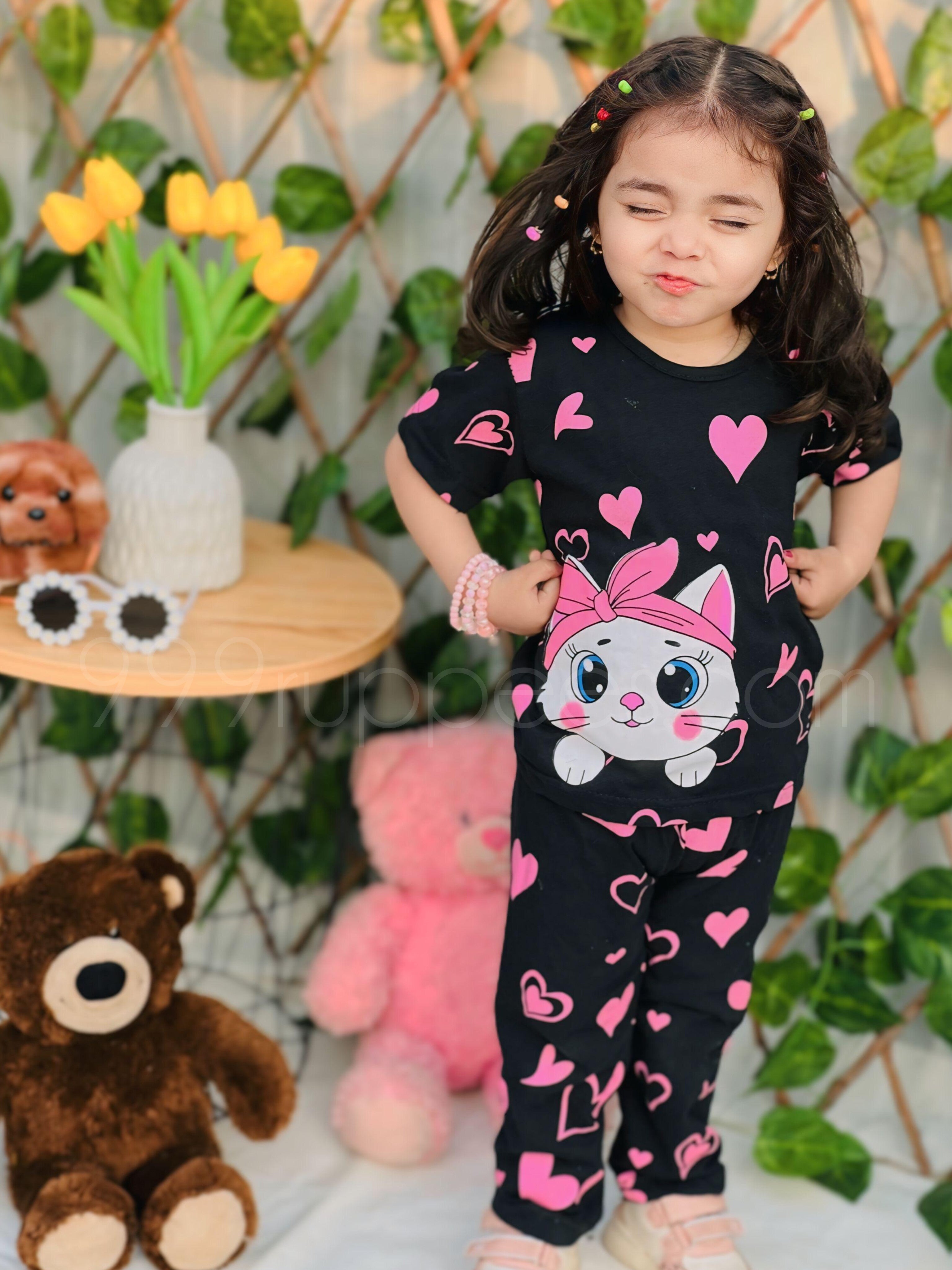 0001 Black Cute Cat With Pink Hearts Printed half Sleeves T-shirt with Heart Printed Pajama Kids Suits (1 Pcs)