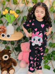 0001 Black Cute Cat With Pink Hearts Printed half Sleeves T-shirt with Heart Printed Pajama Kids Suits (1 Pcs)